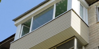 Оформление П-образного балкона с выносом